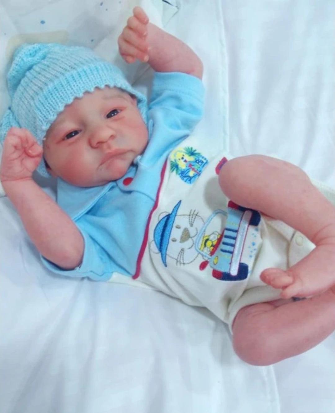 bebe reborn menino,
bebe reborn,
boneca bebe reborn,
boneca reborn,
bebê reborn realista,
bebe reborn corpo de pano